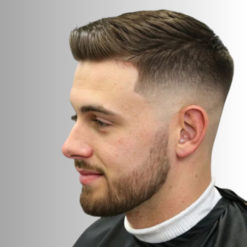 Dreads com degradé elevado (High Taper Fade)