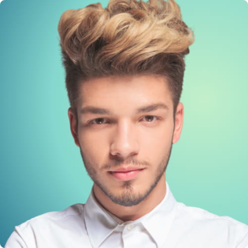 Topete em Cabelo Comprido com Degradé na Parte Inferior